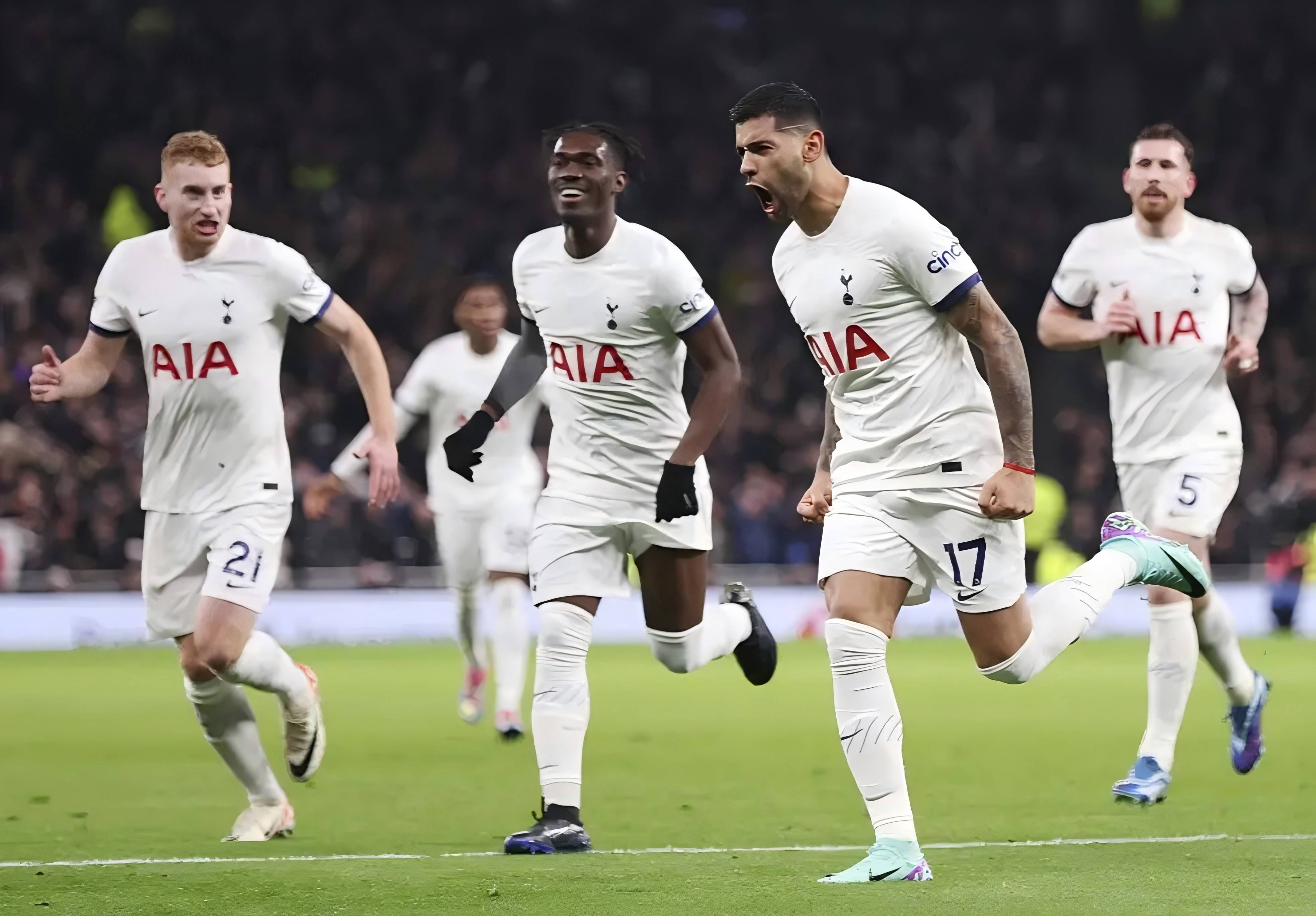 包含巴黎圣日耳曼迎德国杯关键赛，今晚再遭质疑，媒体盛赞，团队化学反应显著的词条-有礼投注